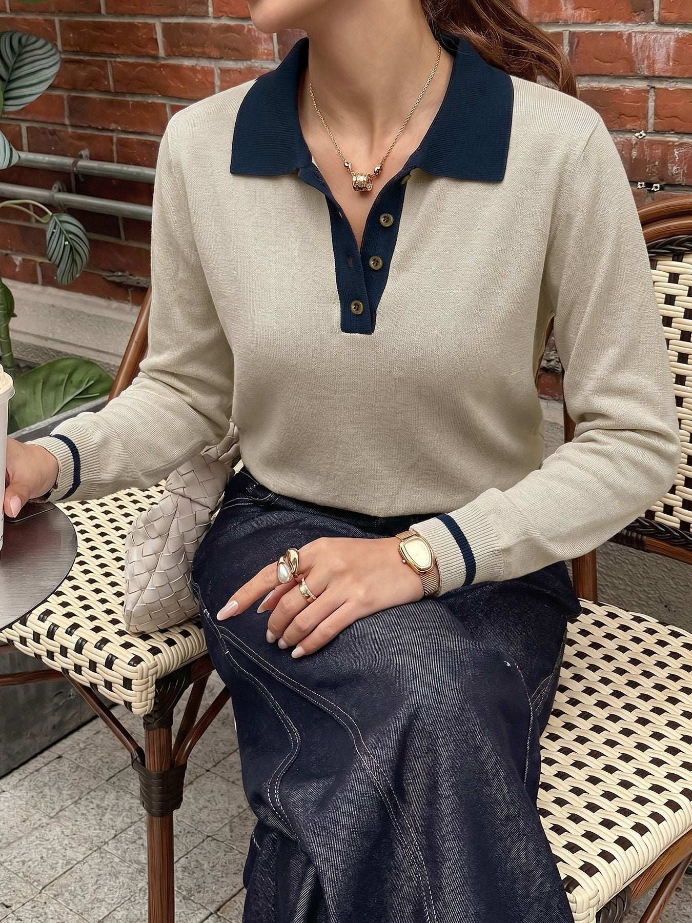 Contrast Trim Collared Knit Sweater