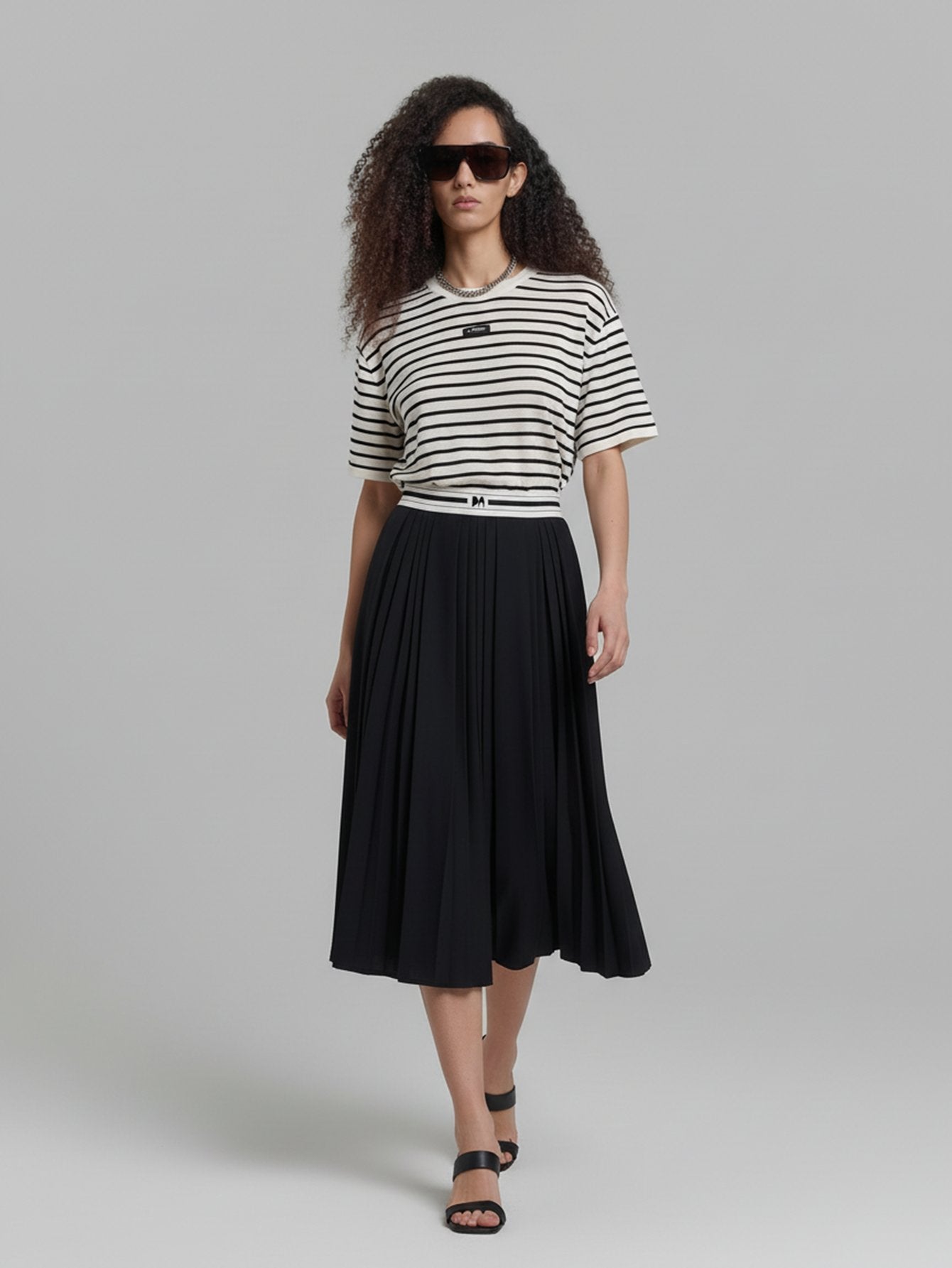 MO&Co.Include Linen Striped T-shirt