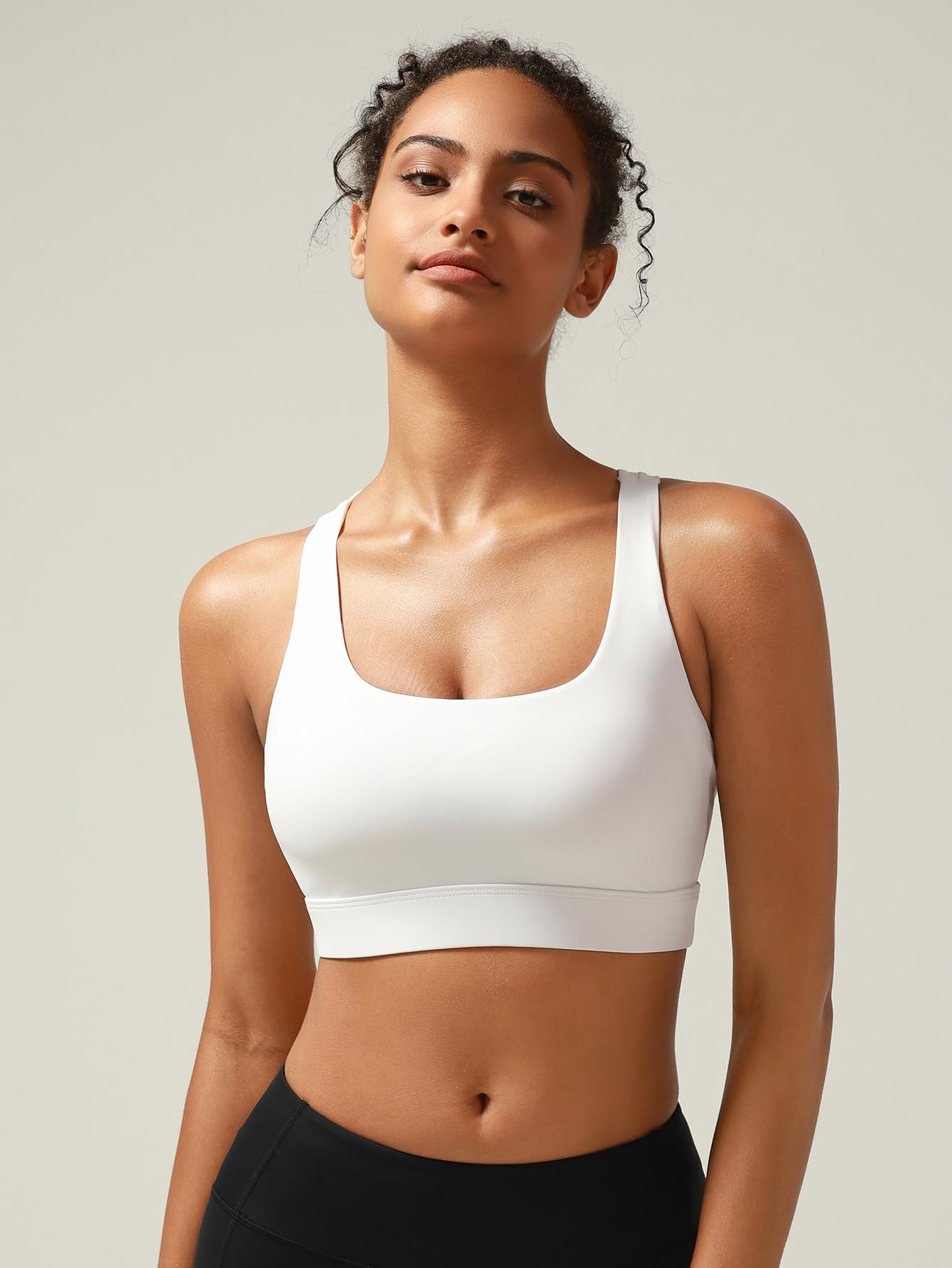 Criss Cross Strappy Yoga Sports Bra