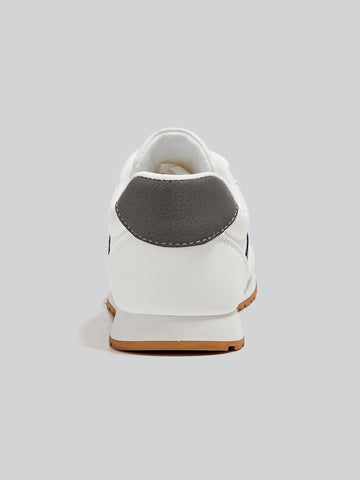 Comfortable Casual Fashion Sneakers