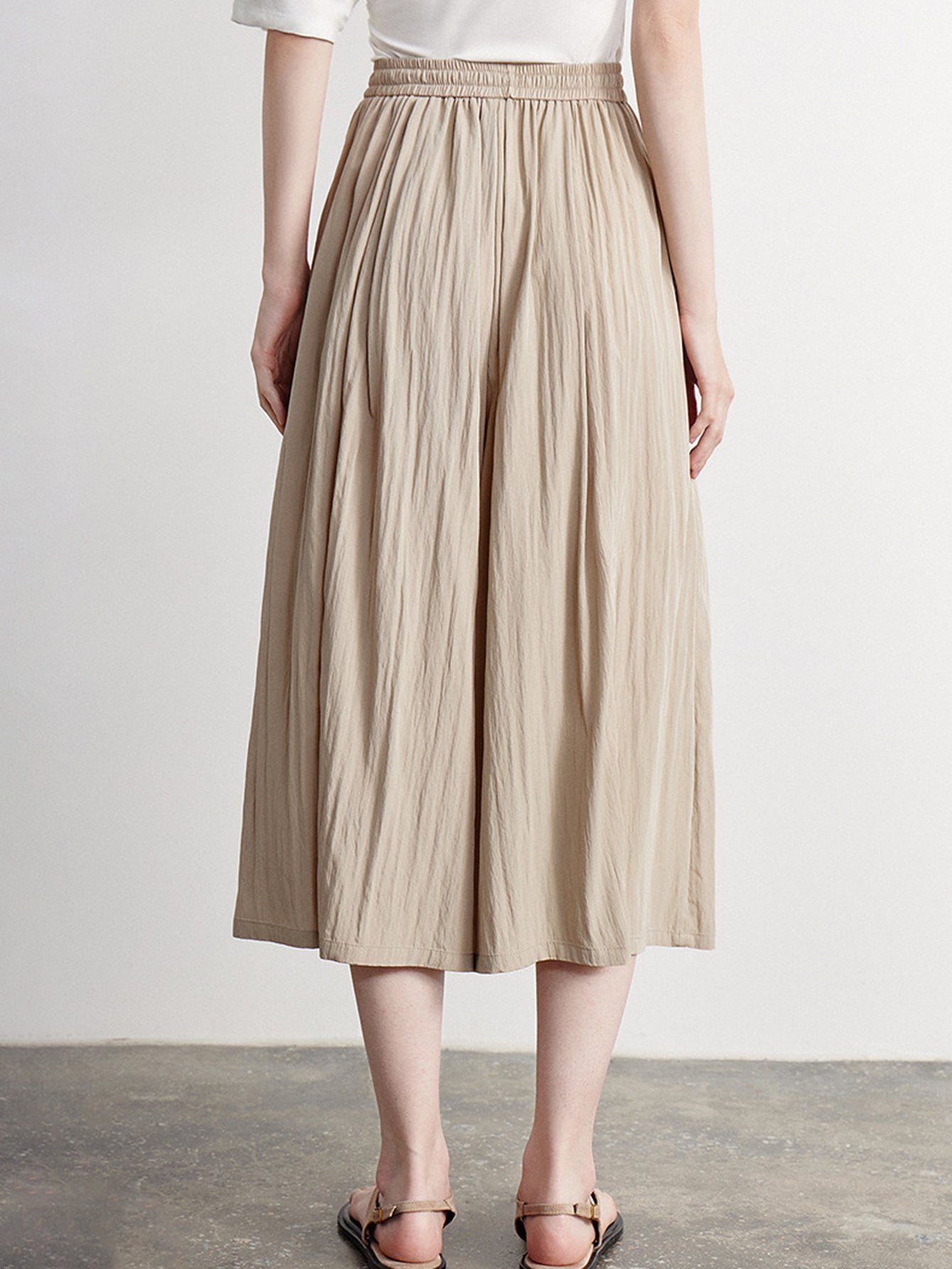 Linen Drawstring Waist Minimalist Shorts