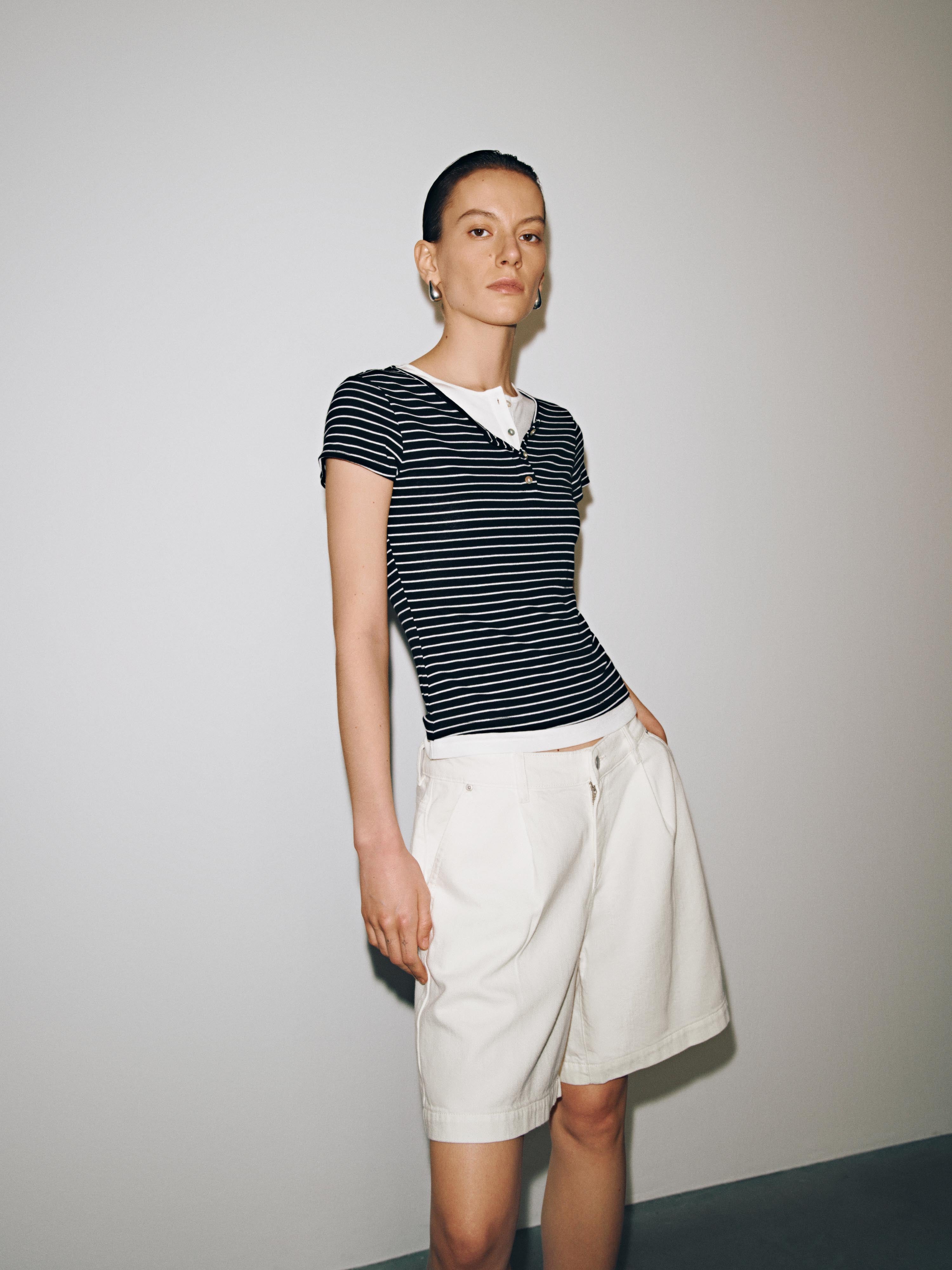Henley Neck Contrast Striped Skinny-Fit T-Shirts