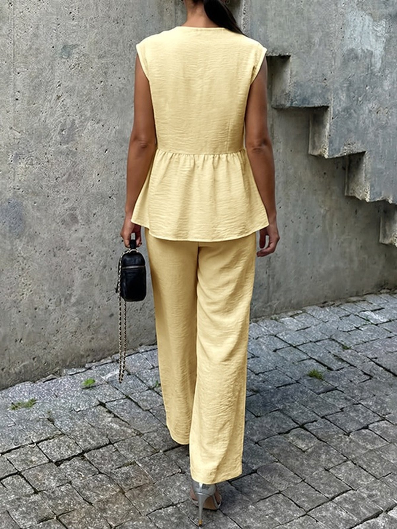 Sleeveless Peplum Linen Pants Set