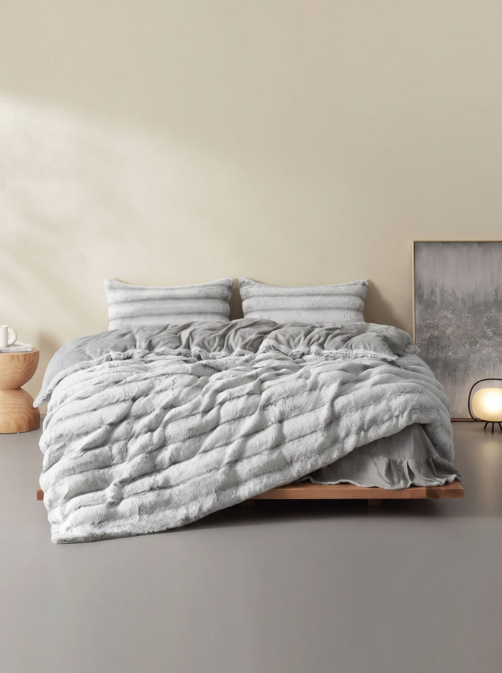 Ultra Soft Faux Fur Bedding Set