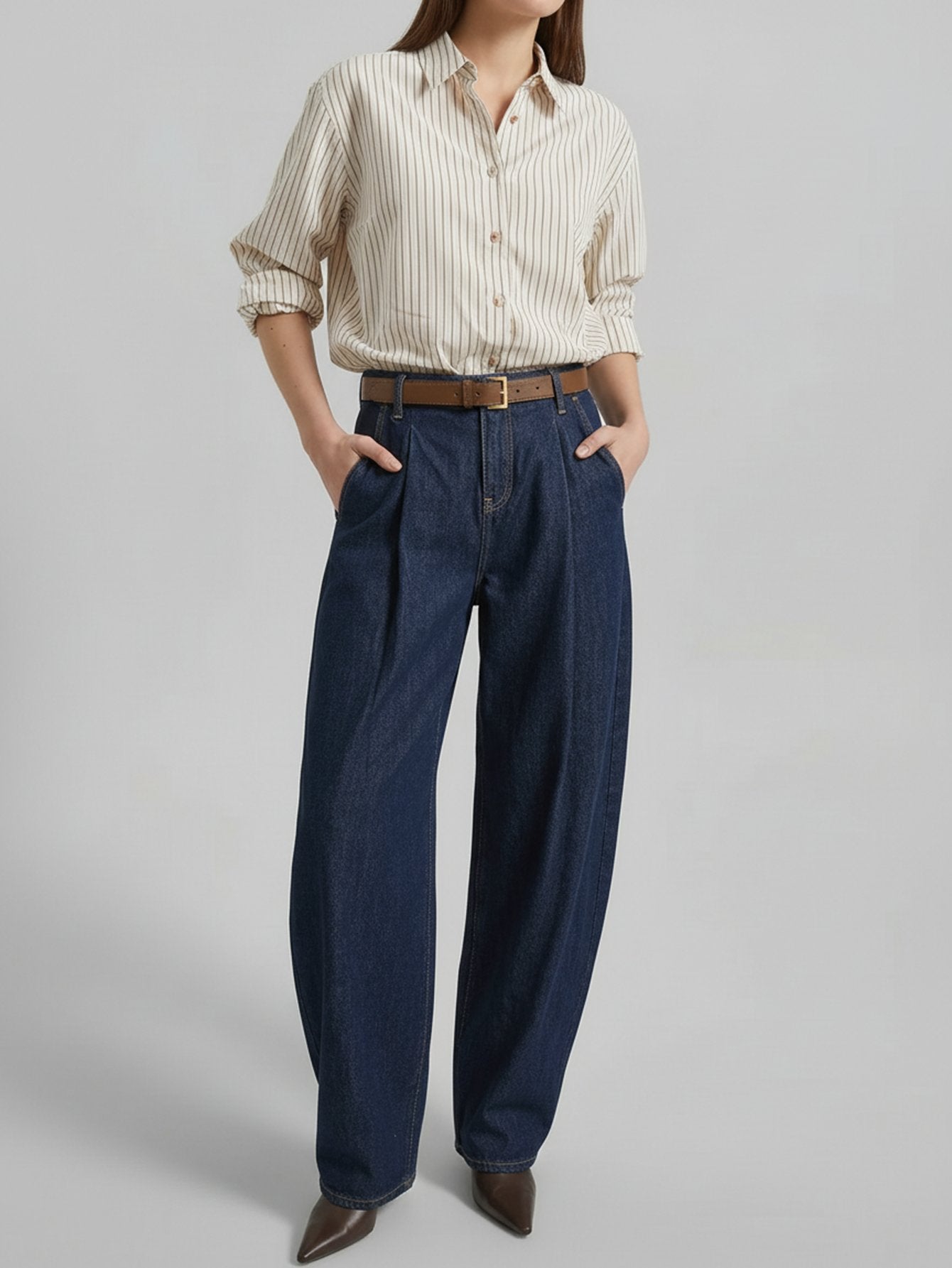 Front Pleated Straight Jeans
