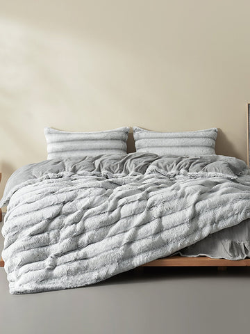 Ultra Soft Faux Fur Bedding Set