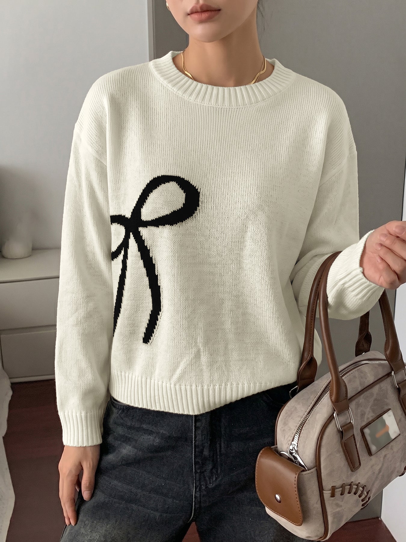 Cozy Bow Graphic Knit Pullover Sweater