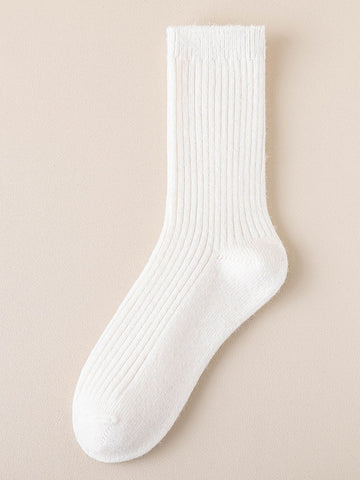 Soft Ribbed White Crew Socks