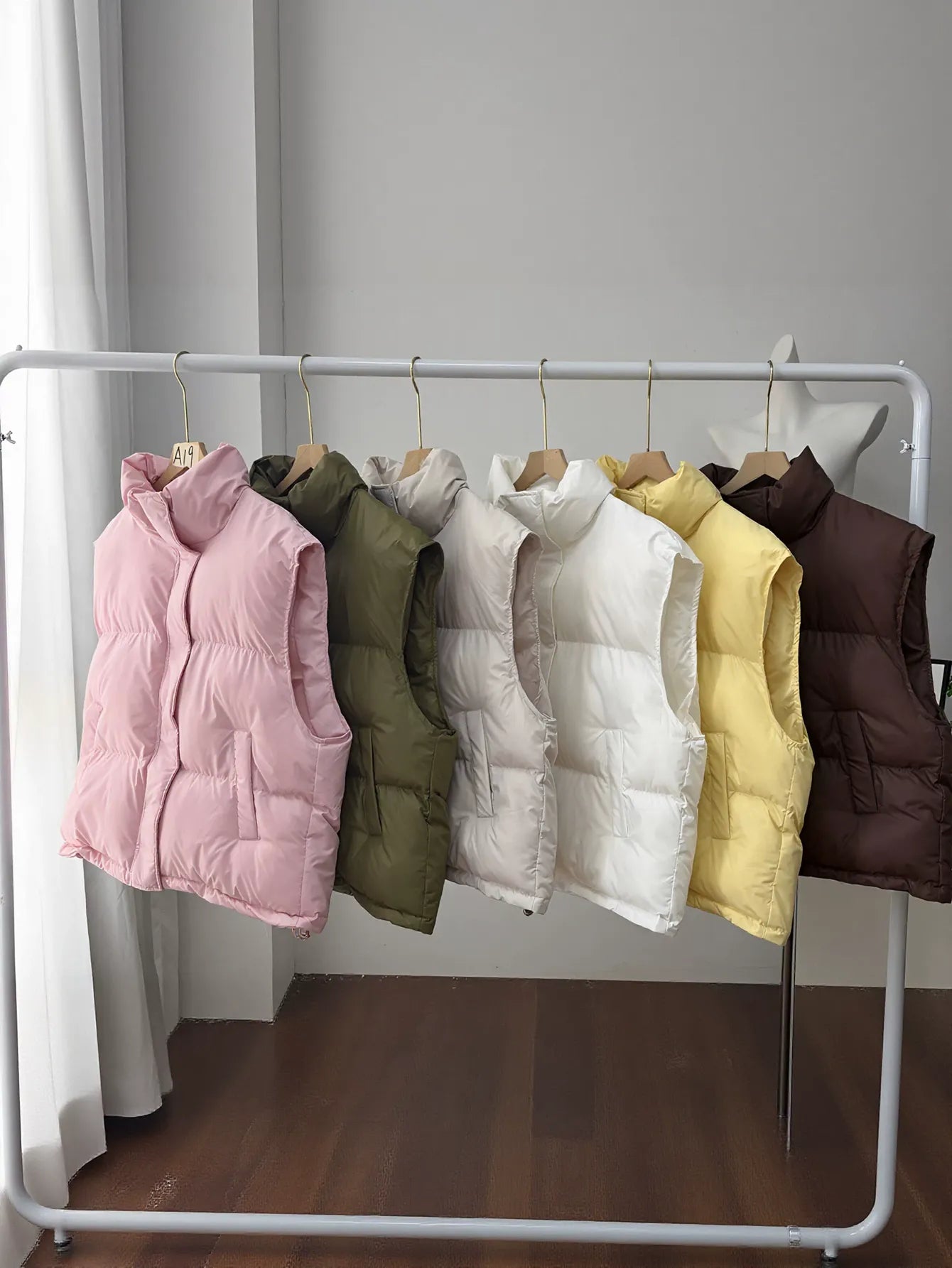 Cropped Stand Collar Puffer Vest