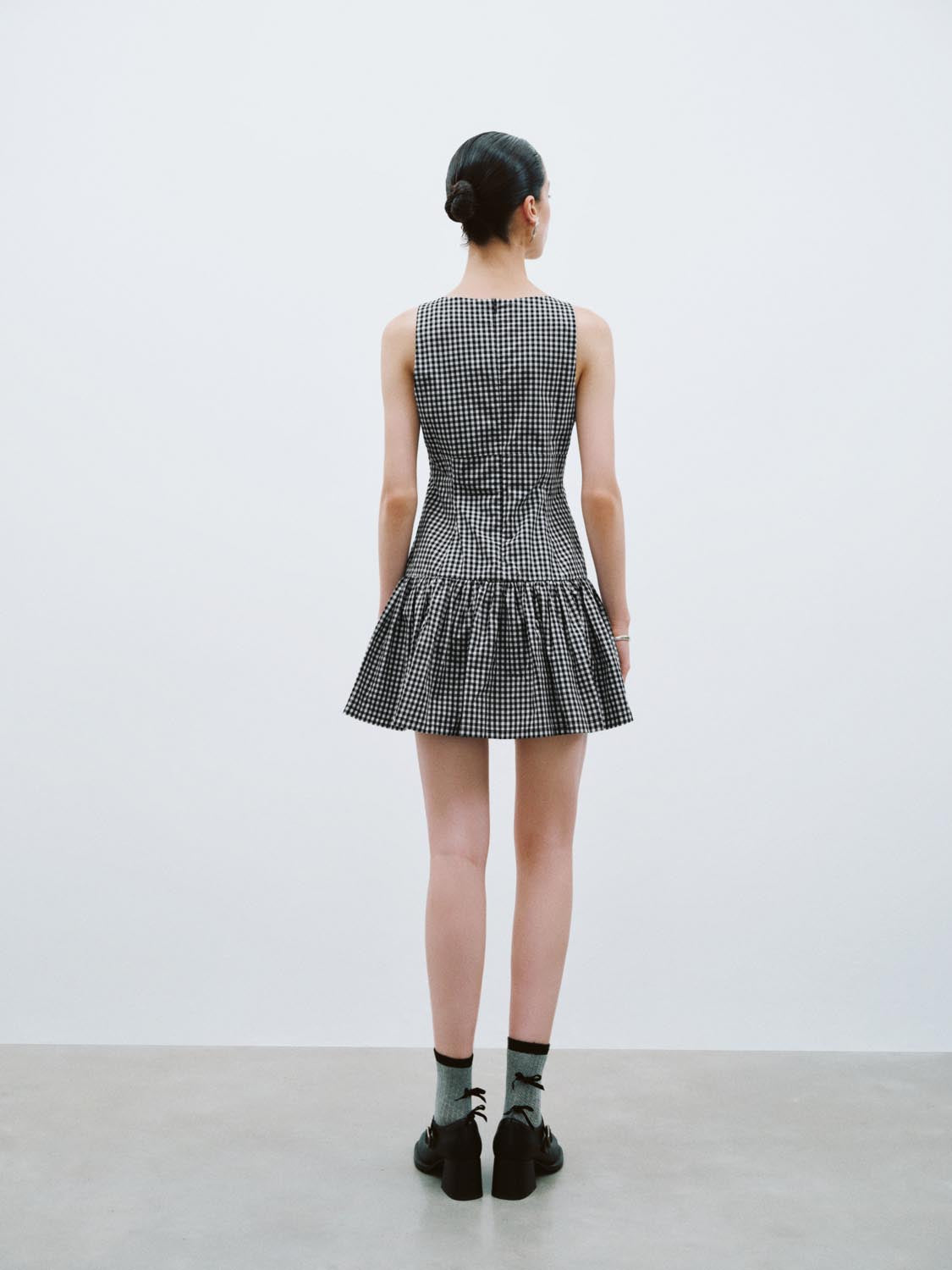 Urban Revivo Sleeveless A-Line Mini Dresses-Black Check