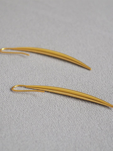 Minimalist Gold Curved Drop Earrings