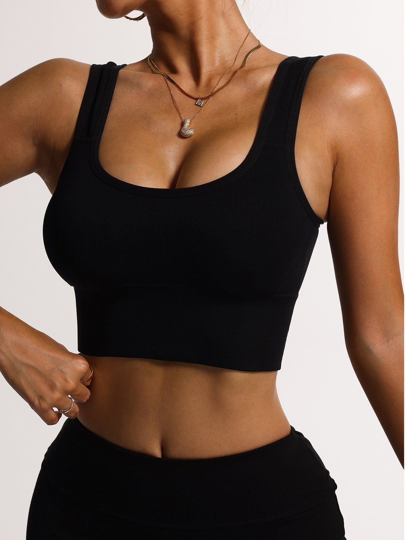 Classic Scoop Neck Slim-Fit Training Sports Bra-Multicolor