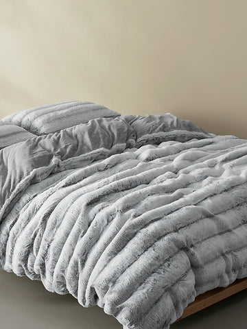 Ultra Soft Faux Fur Bedding Set
