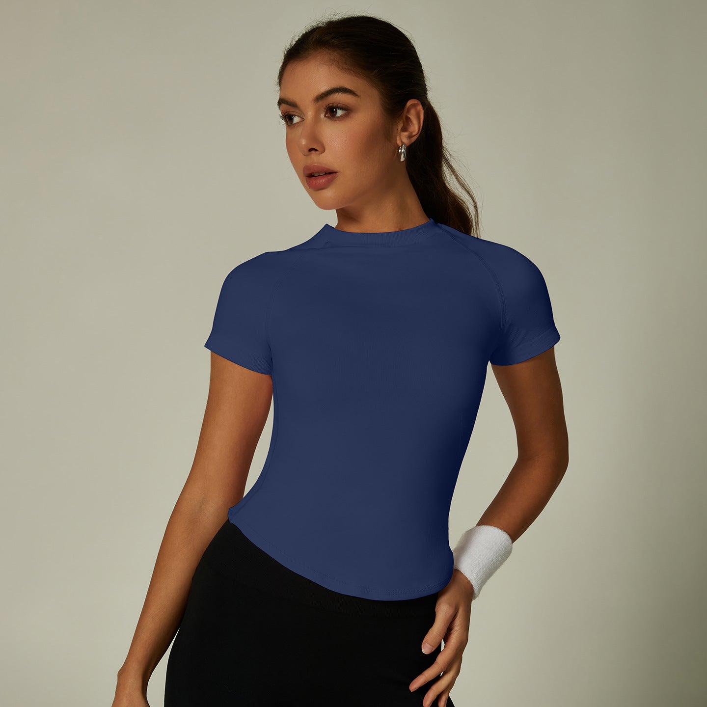 Seamless Form Fitting Athletic T Shirt
