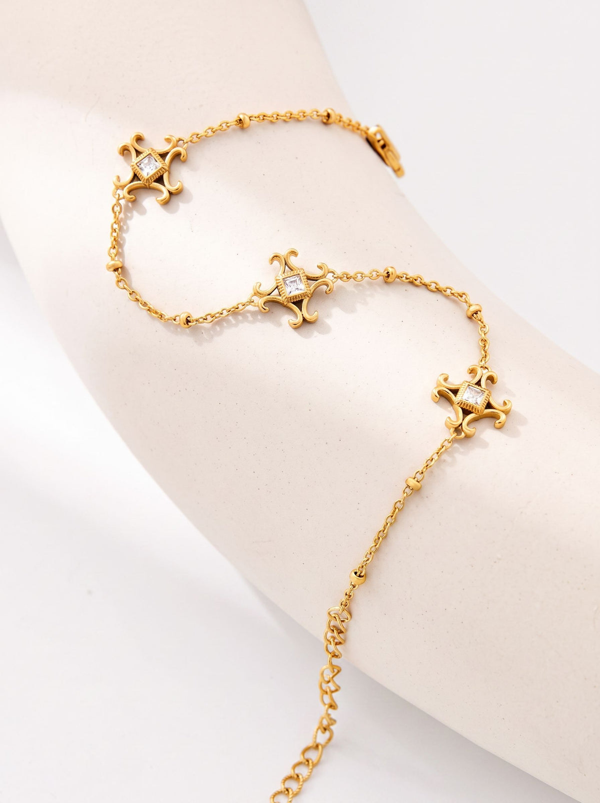 Dainty Gold Cubic Zirconia Bracelet