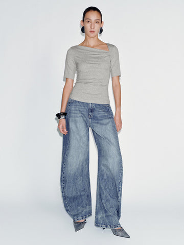 Asymmetric Neck Ruched Skinny Fit T-Shirt