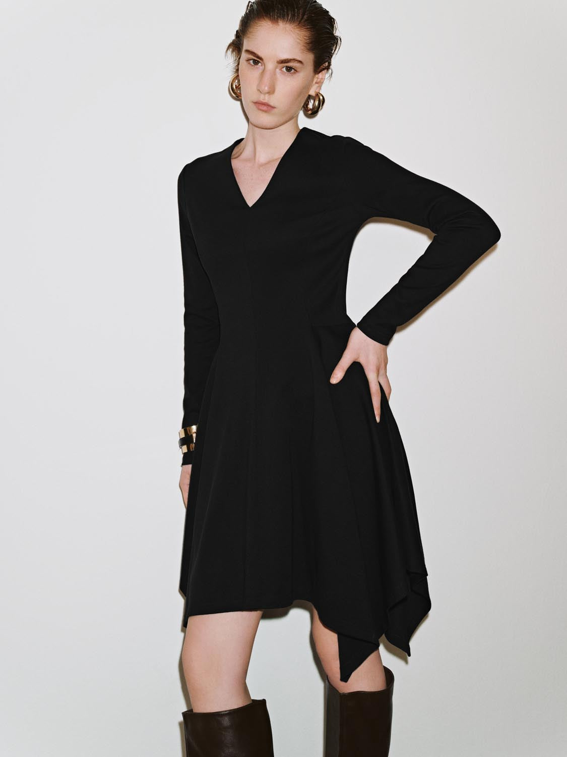 Urban Revivo Asymmetric Long Sleeve Midi Dresses-Black