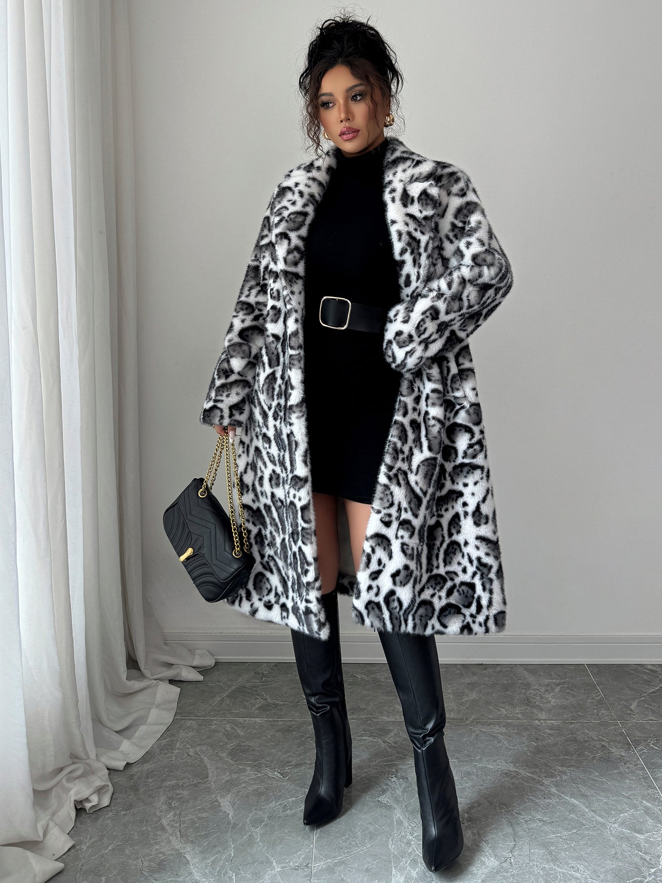 Luxurious Leopard Print Faux Fur Coat