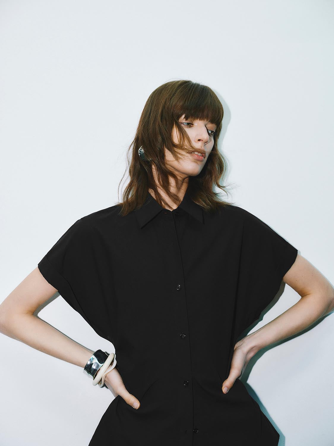 Urban Revivo Tapered Waist Short Sleeve Shirts-Black-Black