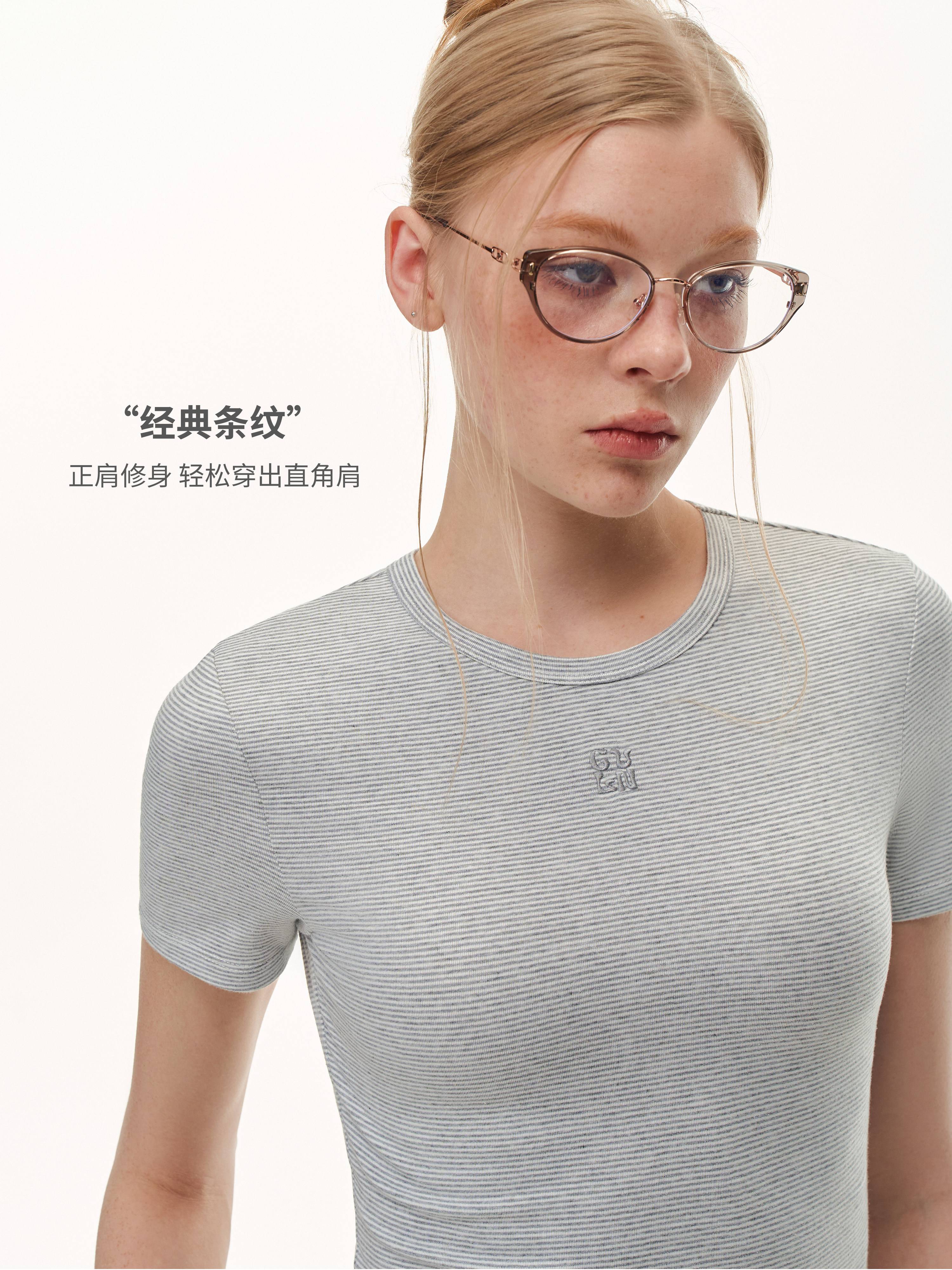 Slim Fit Ribbed Crewneck T Shirt