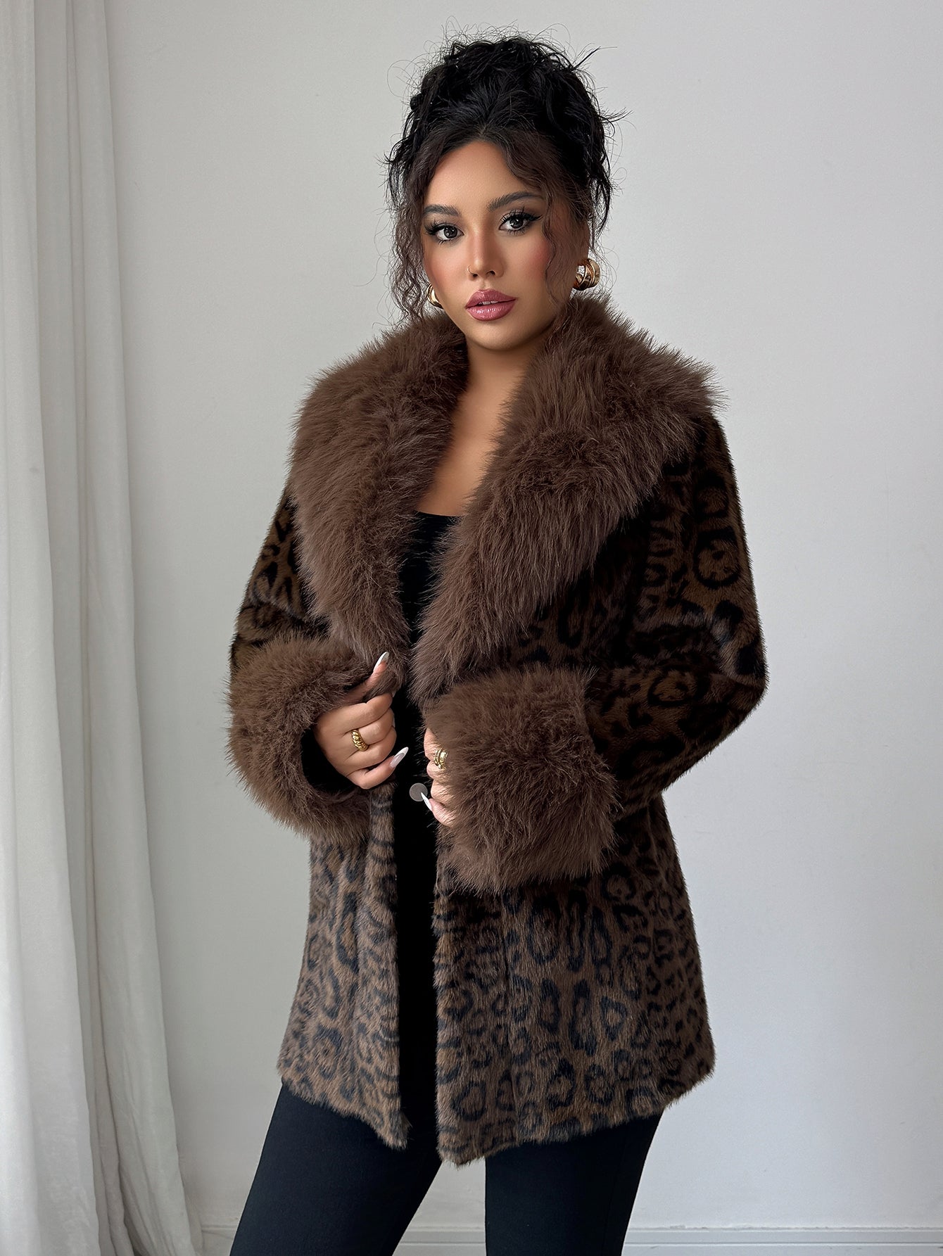 Luxurious Leopard Print Faux Fur Coat