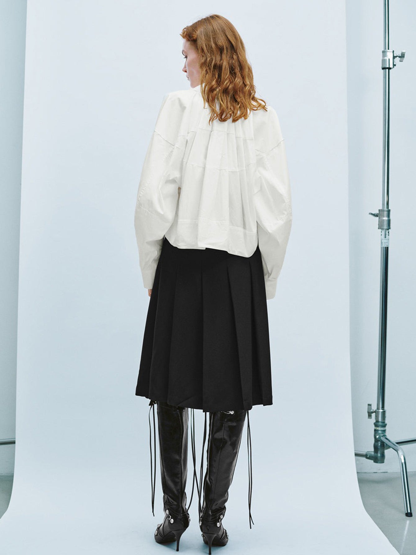 Urban Revivo Pleated Midi Straight Skirt-Black