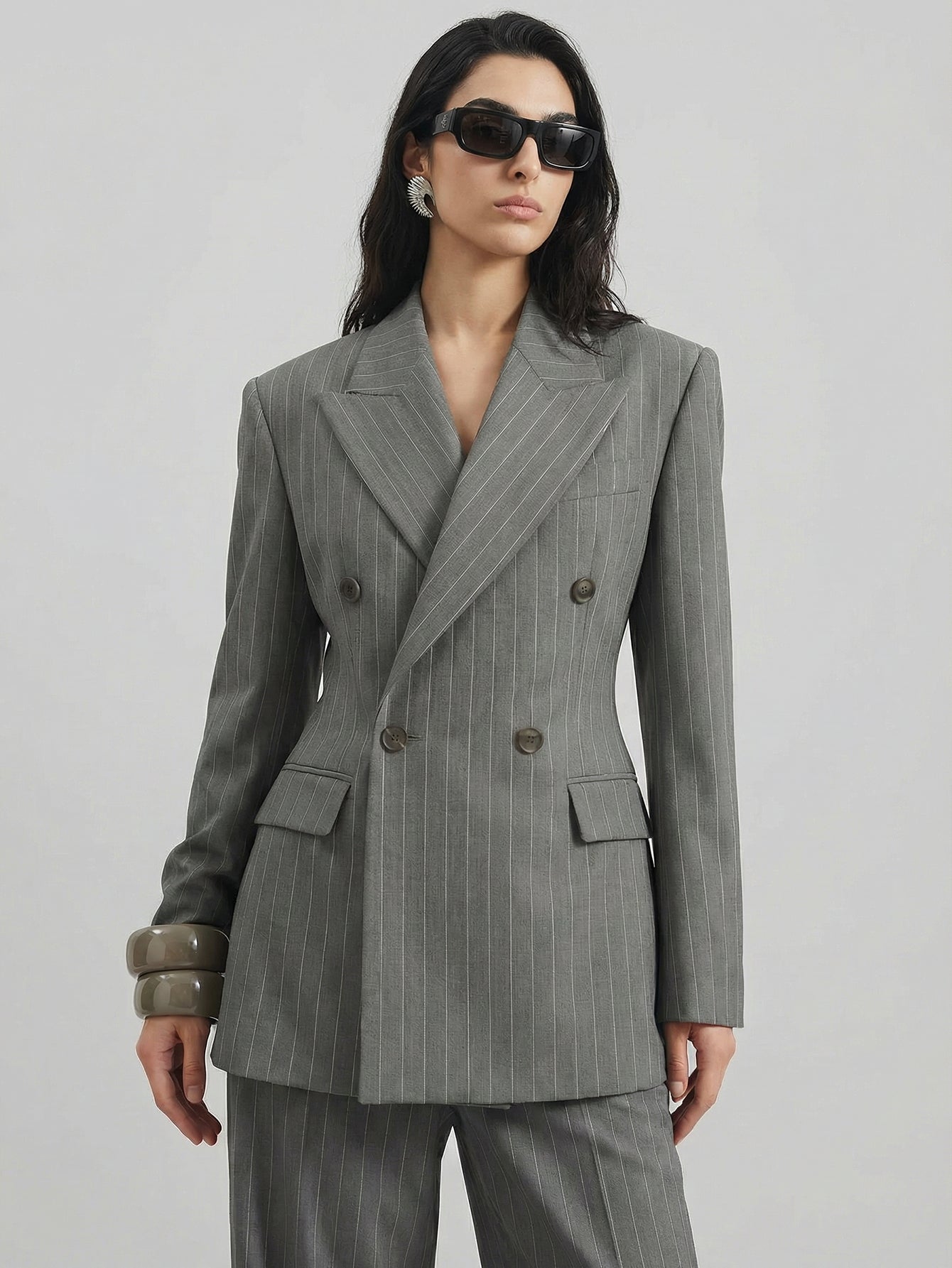 SAÏA Peaked Lapel Double-Breasted Tailored Waist Blazer-Gray