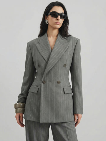 SAÏA Peaked Lapel Double-Breasted Tailored Waist Blazer-Gray