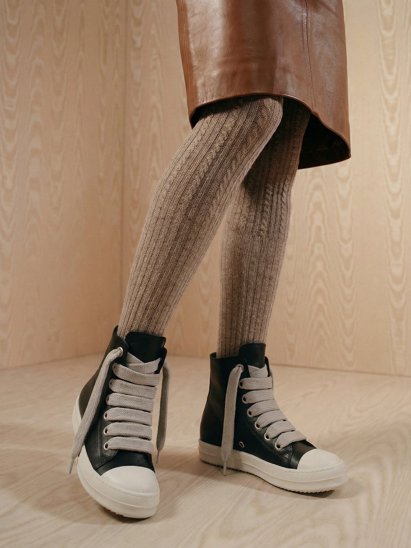 Chunky Platform Oversized Knit Laces Street-Style Boots-Black