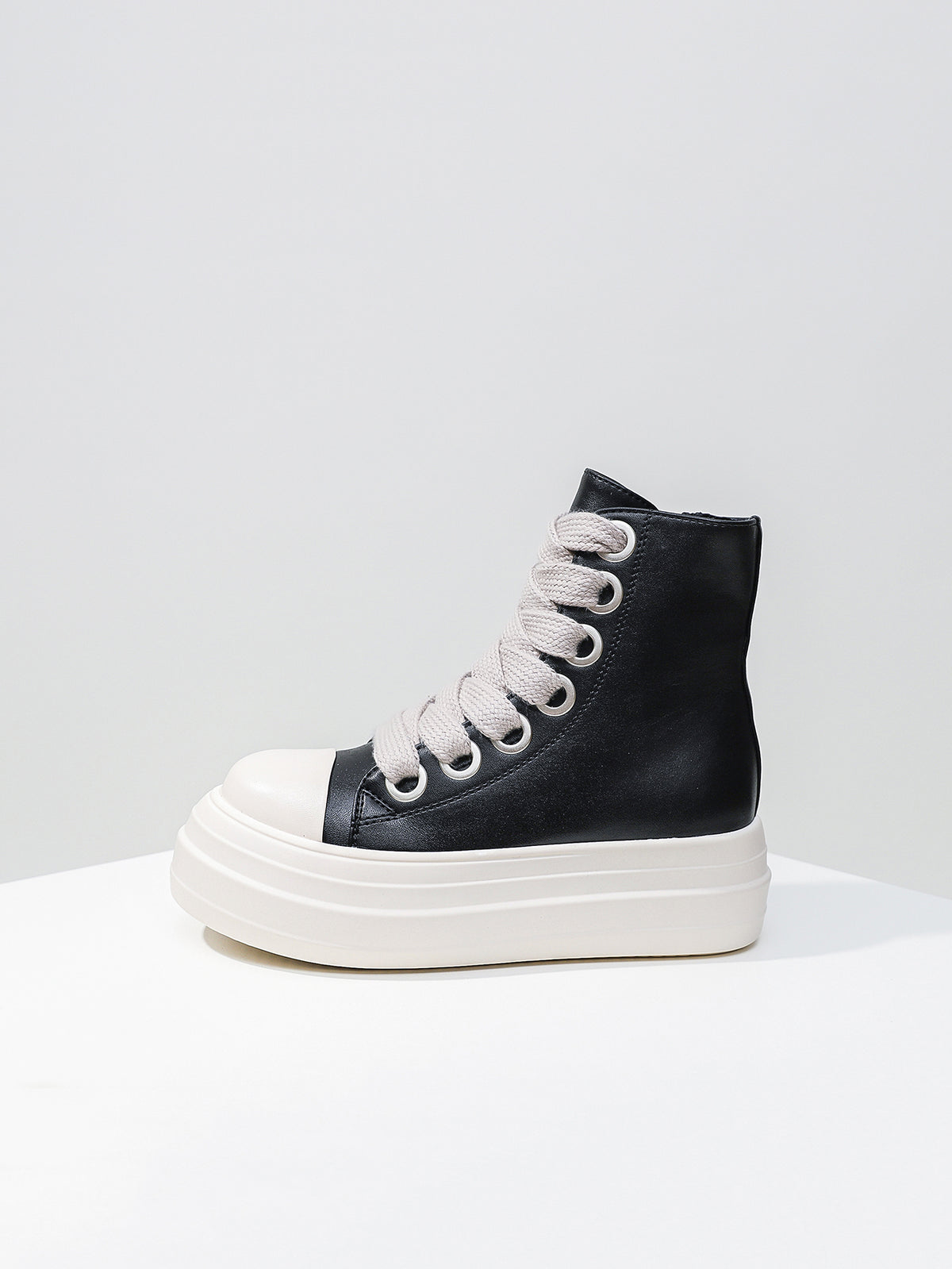 Chunky Platform Zip-Detail Edgy Boots[Note:Runs Small,Go One Size Up]