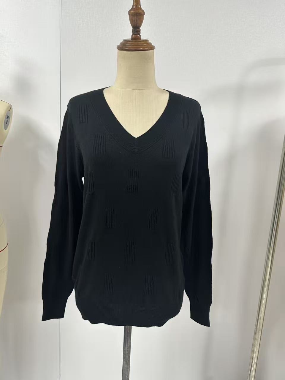 Textured V Neck Knit Pullover Sweater