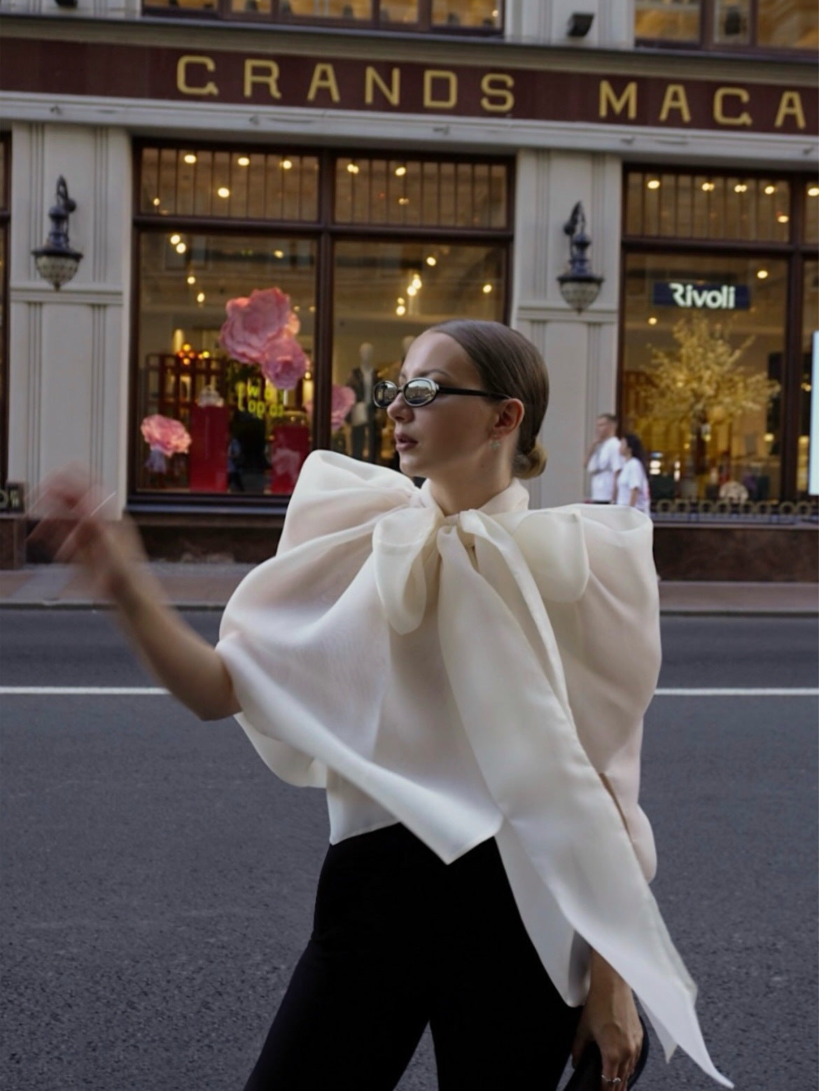 Elegant Bow Tie Chiffon Blouse