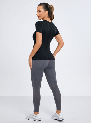 Seamless Breathable Athletic Workout T-Shirt