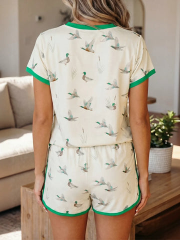 Silky Printed Duck Shorts Set