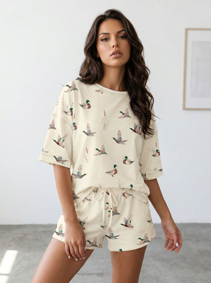 Cozy Duck Print Lounge Shorts Set