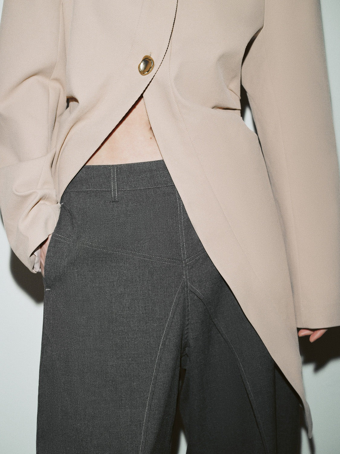 Urban Revivo Carrot Fit Pants-Dark Gray