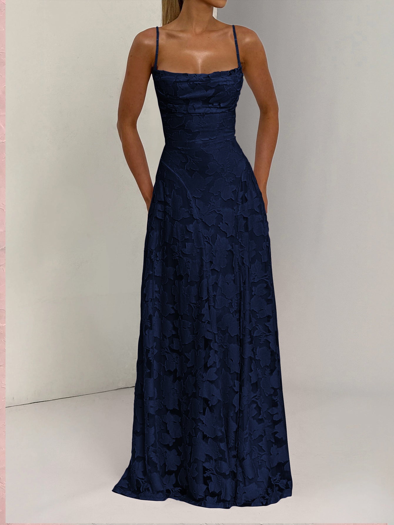 Spaghetti-Strap Jacquard Bodycon Elegance Maxi Dress