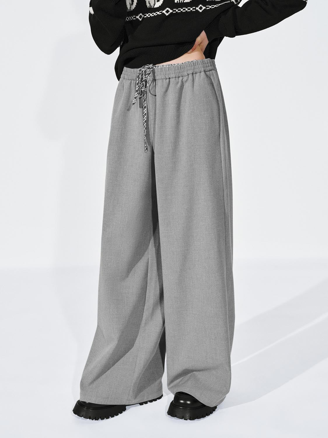 Urban Revivo Contrast Trim Drawstring Pull On Wide Leg Pants-Light Gray