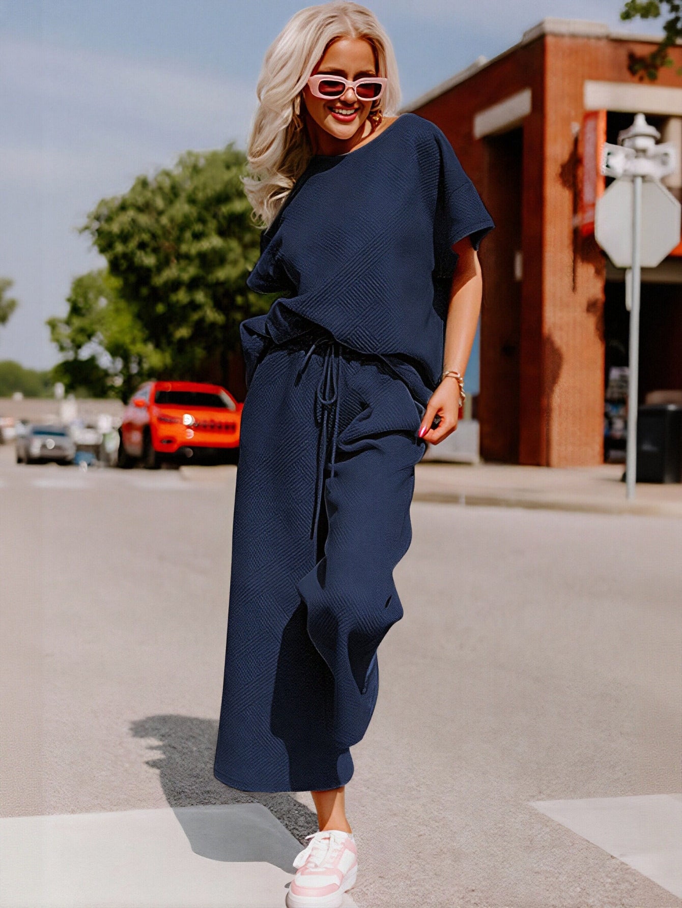 Round Neck Drawstring Waist Pants Set