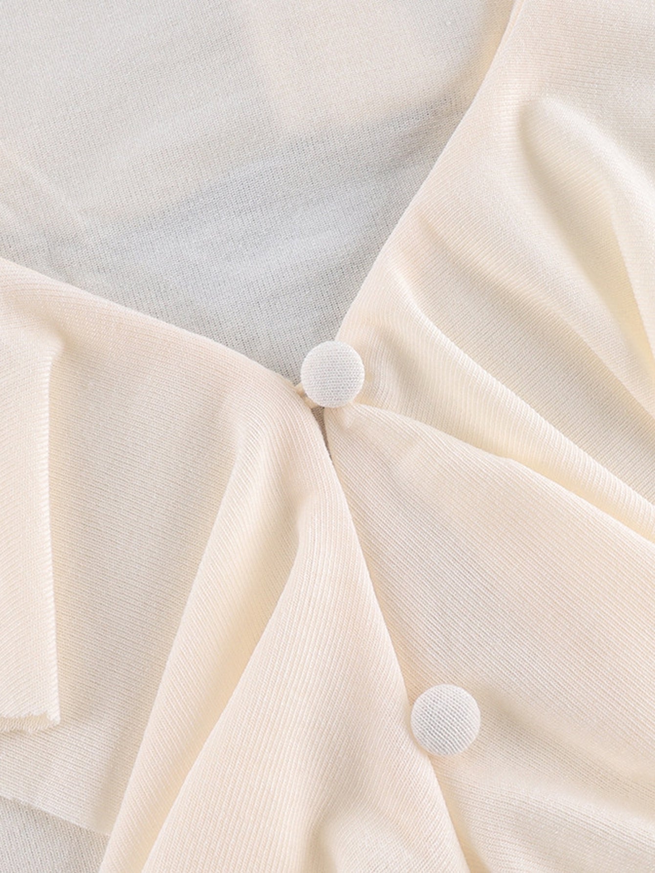 Ruffled V Neck Long Sleeve Pullover
