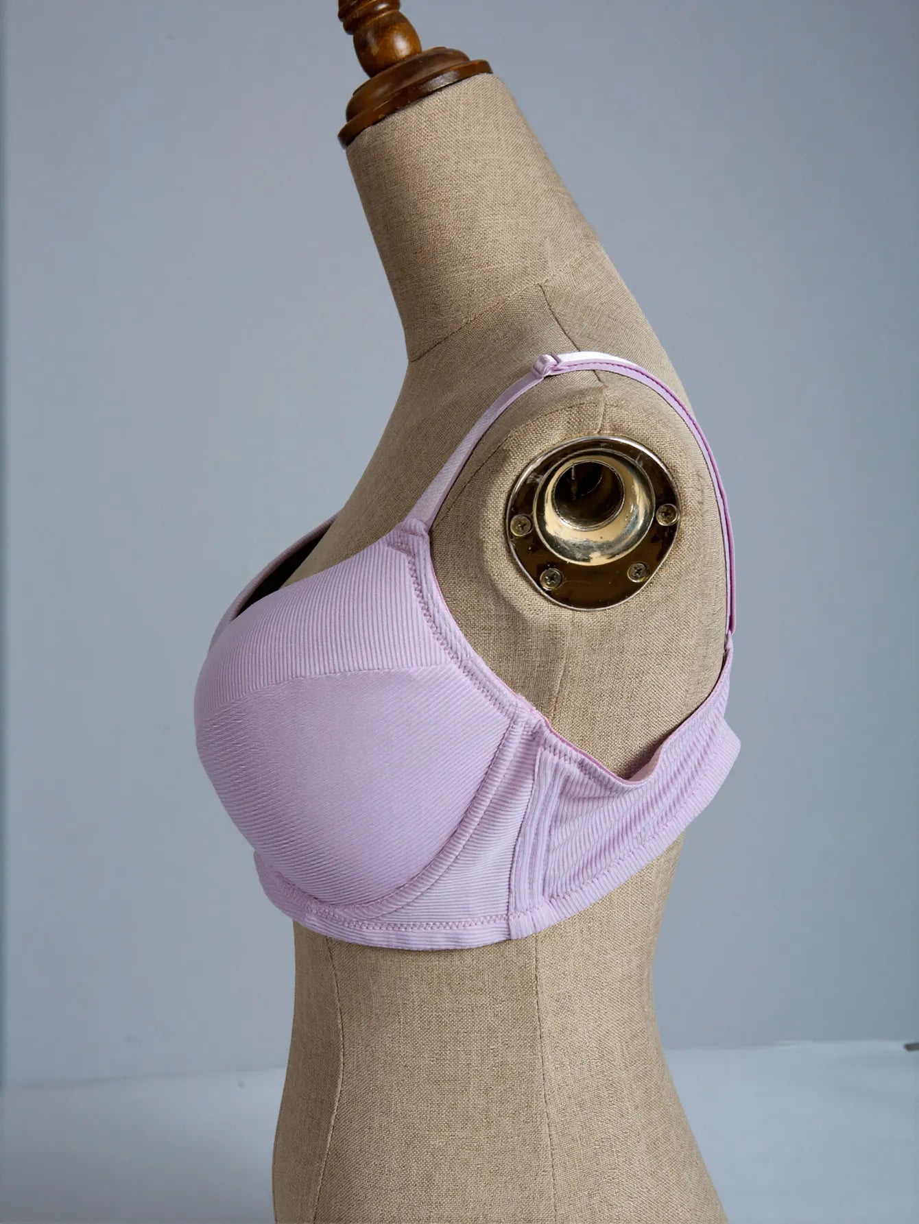 Seamless Ribbed Strapless Push Up Bra