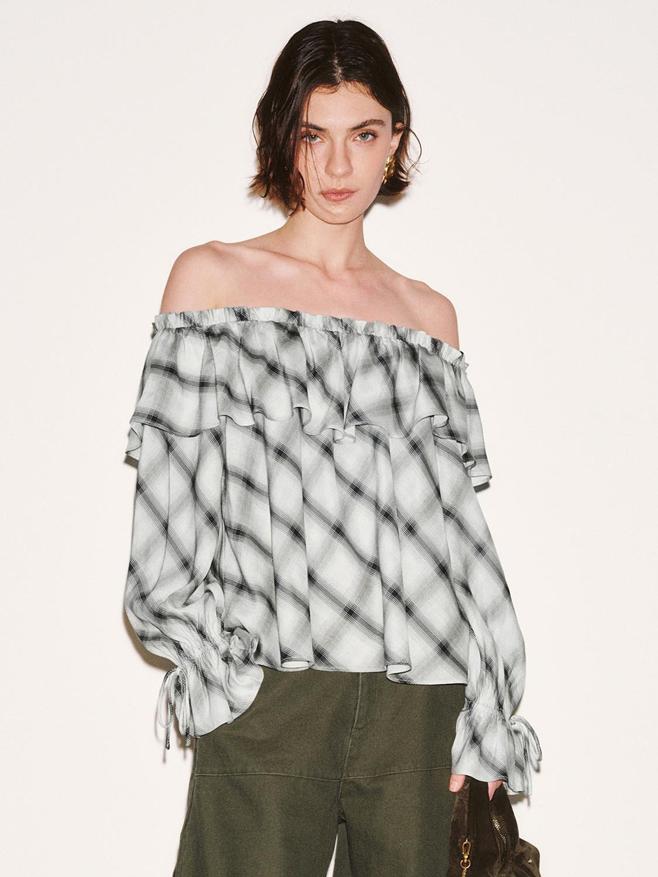 Urban Revivo Off Shoulder Ruffle Detail Contrast Check Overhead Shirts-Light dark gray check