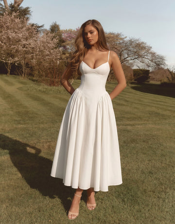 Elegant Sculpted White Midi Dress
