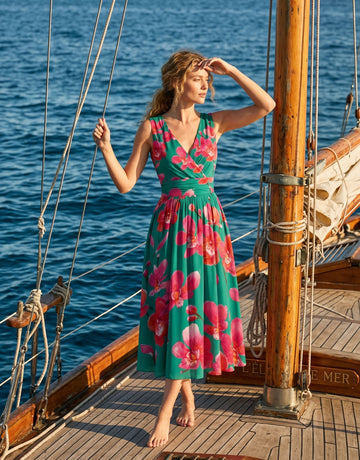 CORINNE
Floral Print V Neck A Line Midi Dress