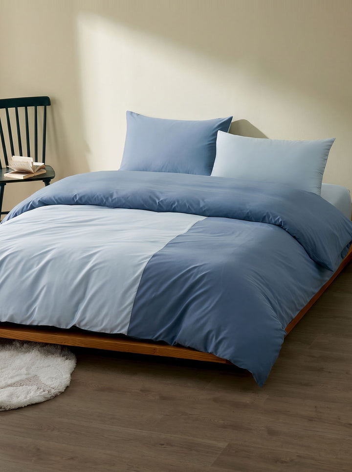 Soft Breathable Two Tone Bedding Set