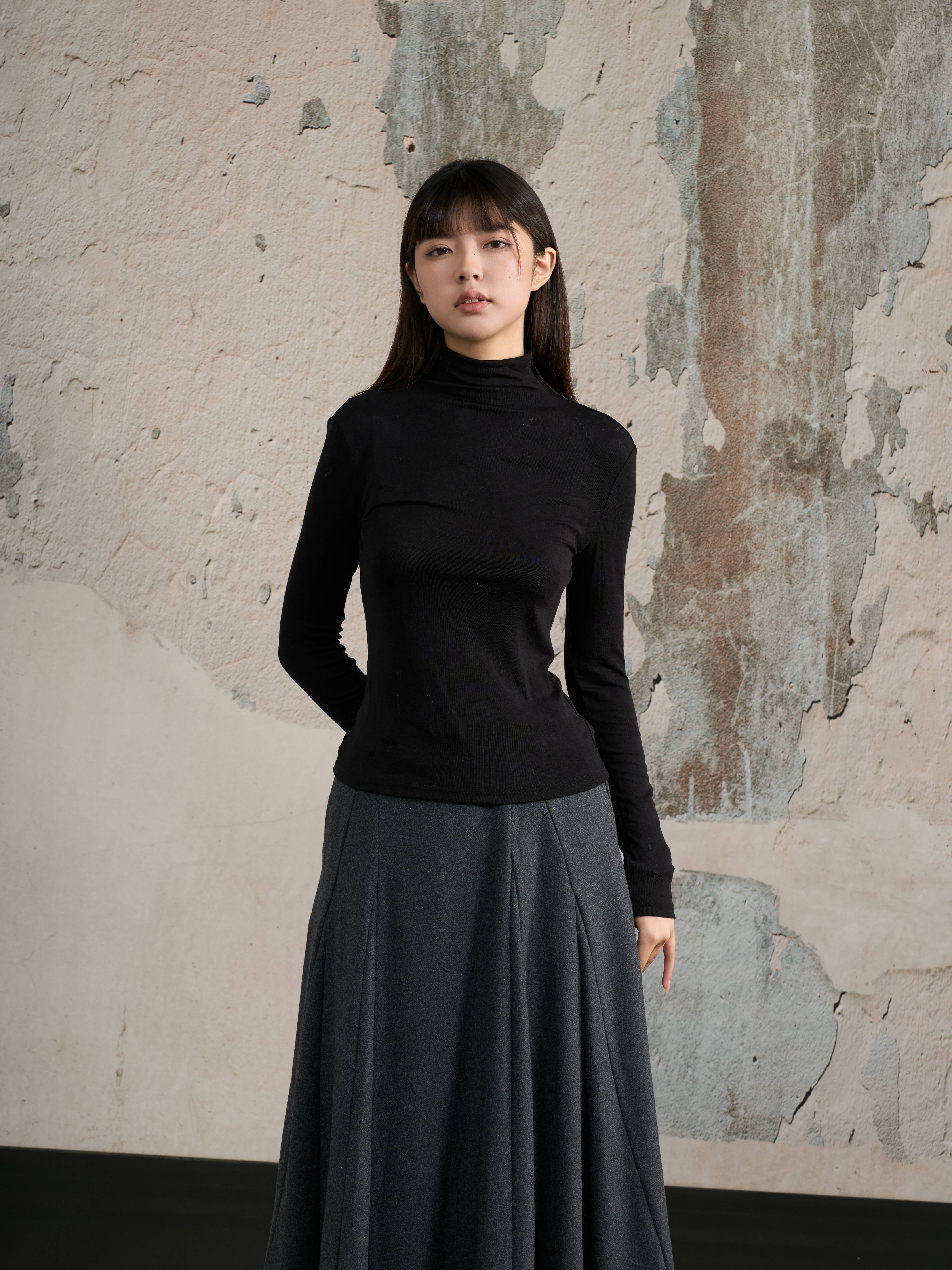 Slim Fit Mock Neck Tee